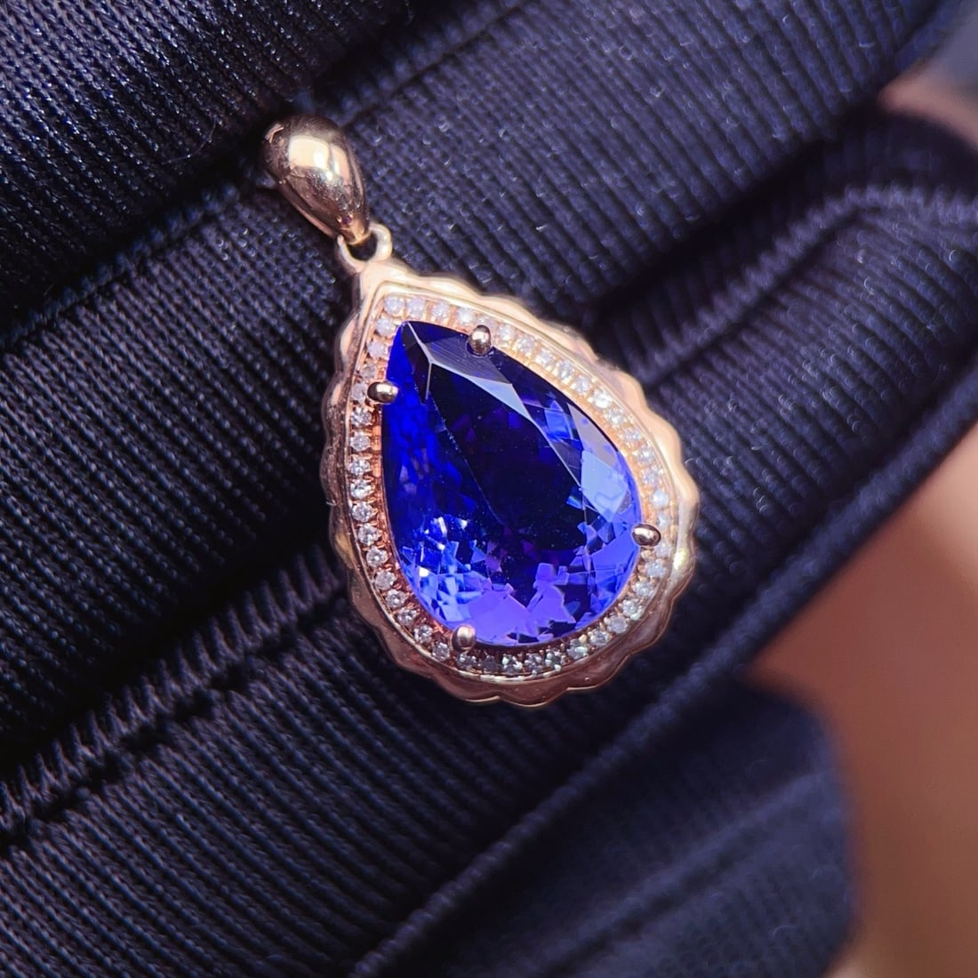 14k Gold 4.03 Ctw Natural Tanzanite & Diamond Pendant( Without Chain ) - 6