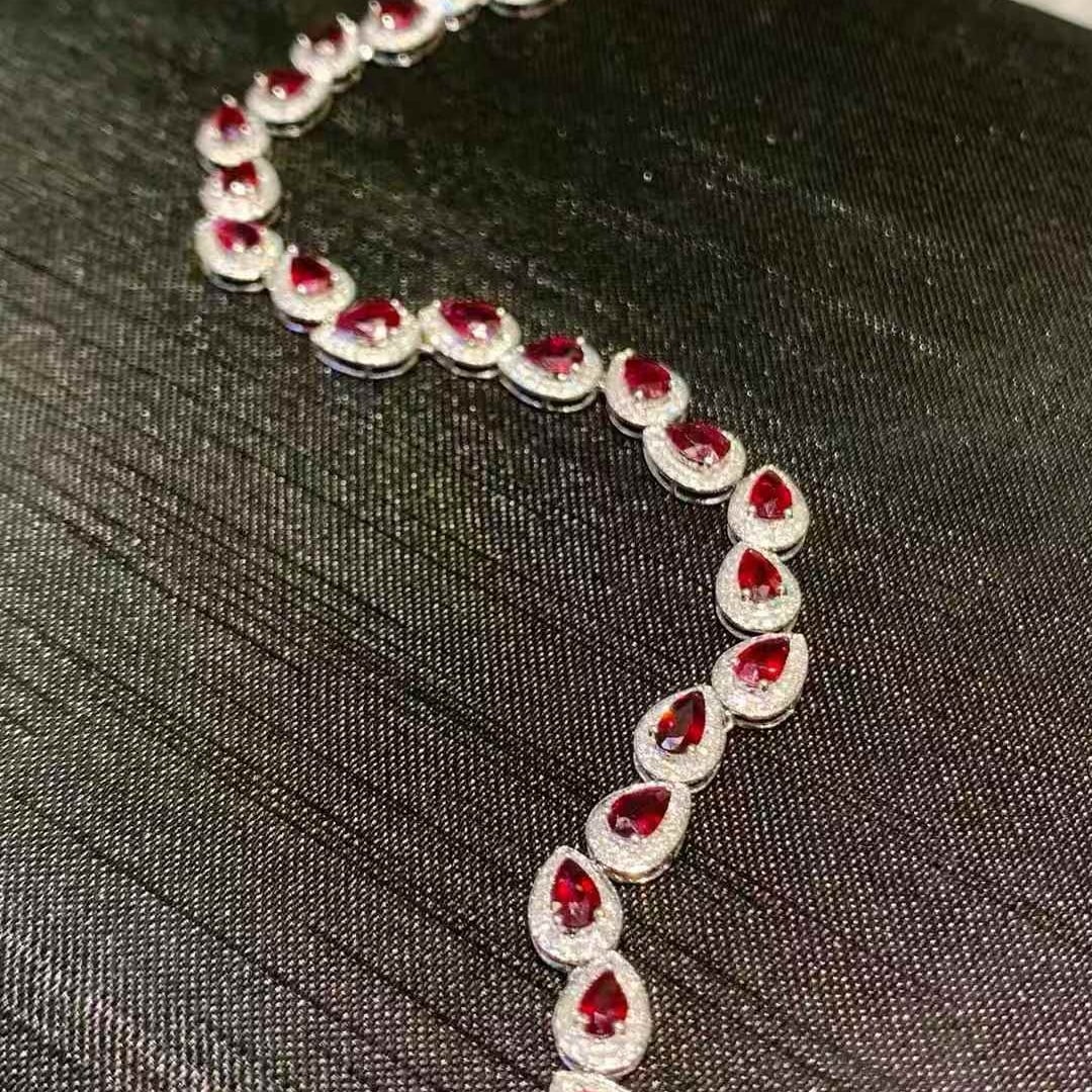 14k Gold 5.2 Ct Natural Ruby & Diamond Bracelet - 4