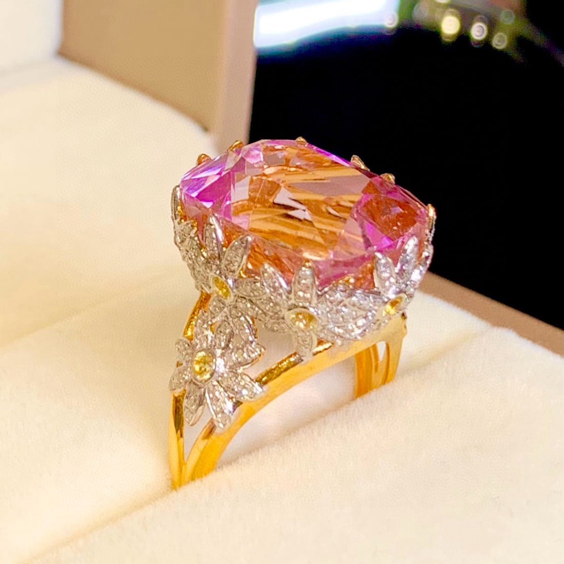 14k Gold 20.45 Ct Natural Kunzite & Diamond Ring - 3