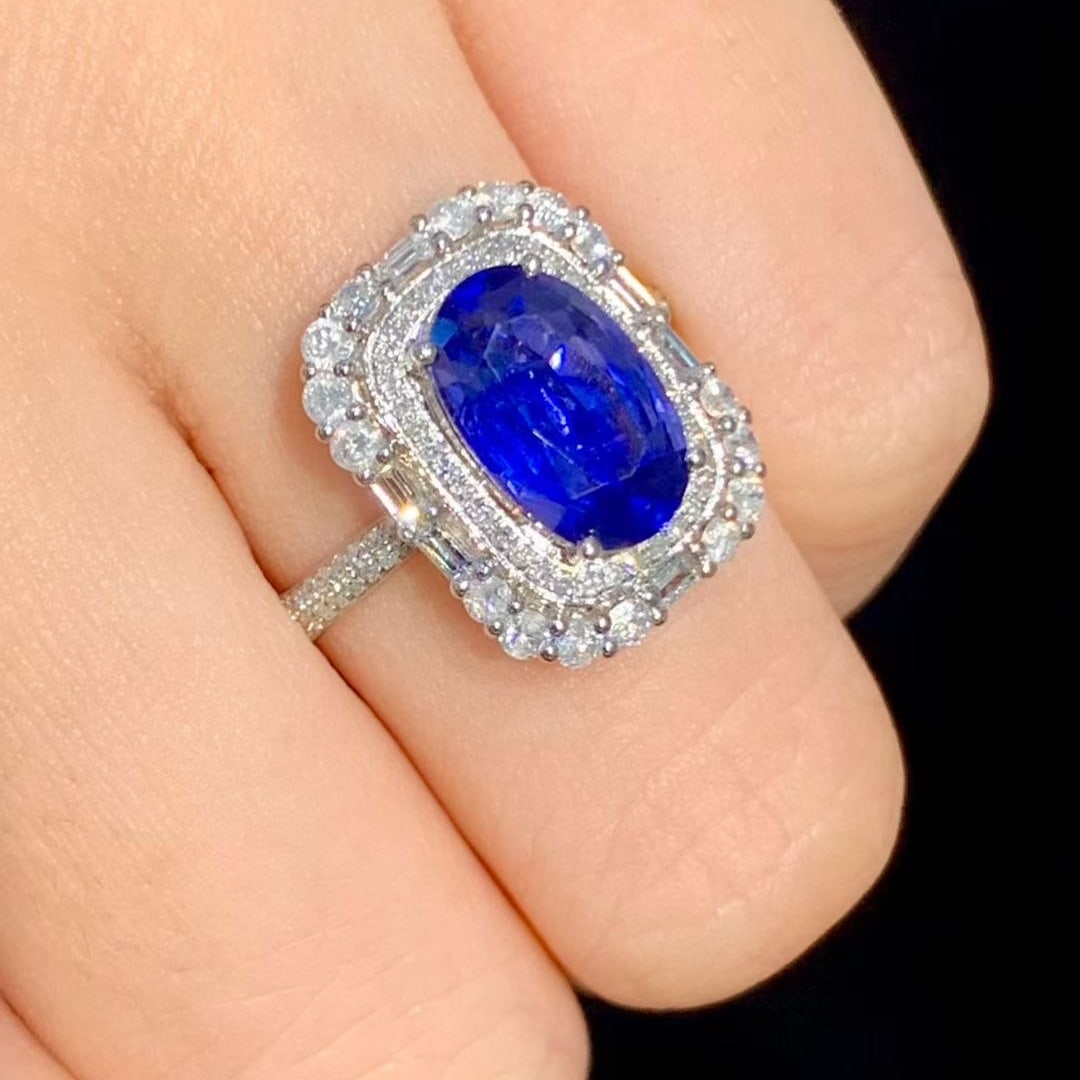 14k Gold 2.5 Ct Natural Sapphire & Diamond Ring - 6