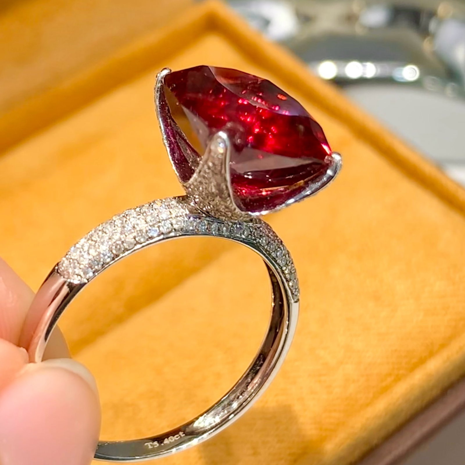 14k Gold 5.40 Ct Natural Tourmaline & Diamond Ring - 3