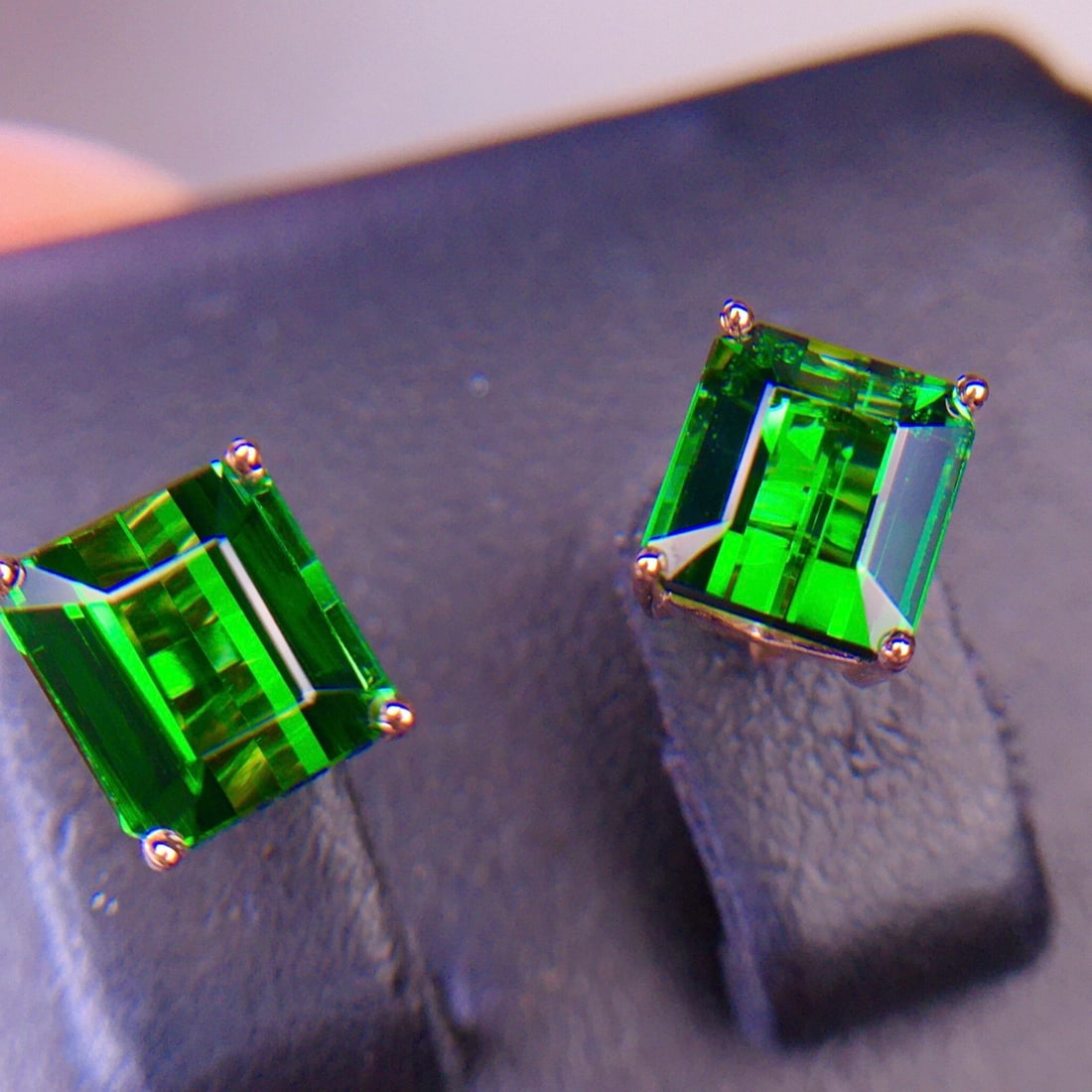 14k Gold 4.2 Ct Natural Tourmaline Earrings - 3