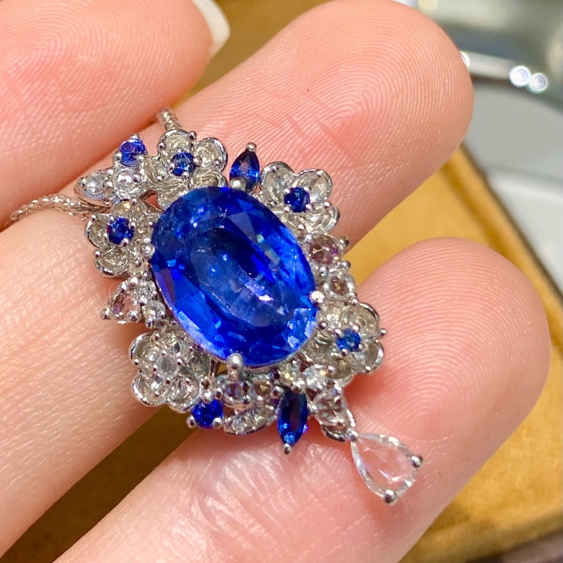 14k Gold 3.5 Ct Natural Sapphire & Coloured Gemstone & Diamond Pendant( Without Chain ) - 3