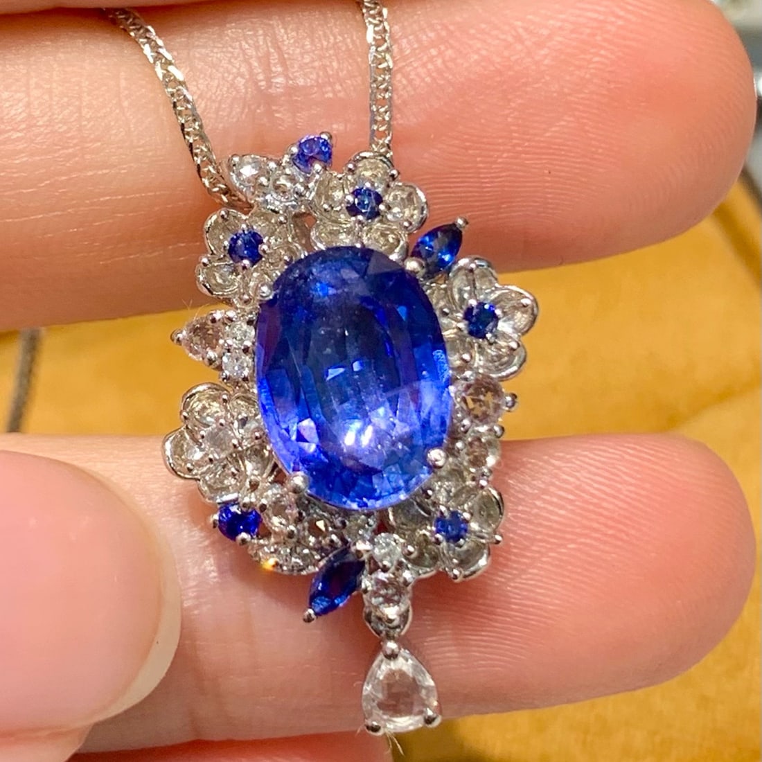 14k Gold 3.5 Ct Natural Sapphire & Coloured Gemstone & Diamond Pendant( Without Chain ) - 4