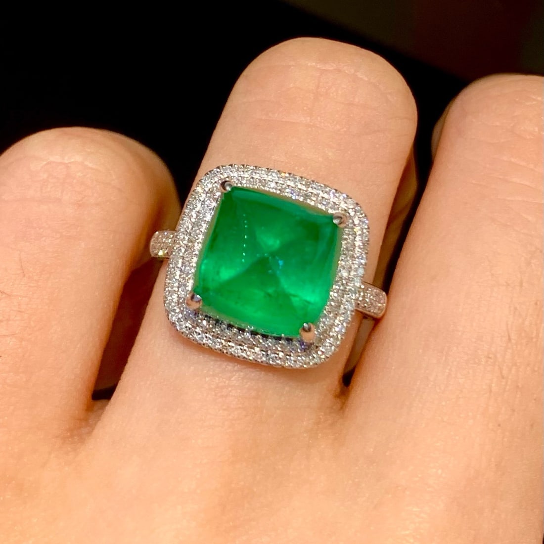 14k Gold 6 Ct Natural Emerald & Diamond Ring - 4