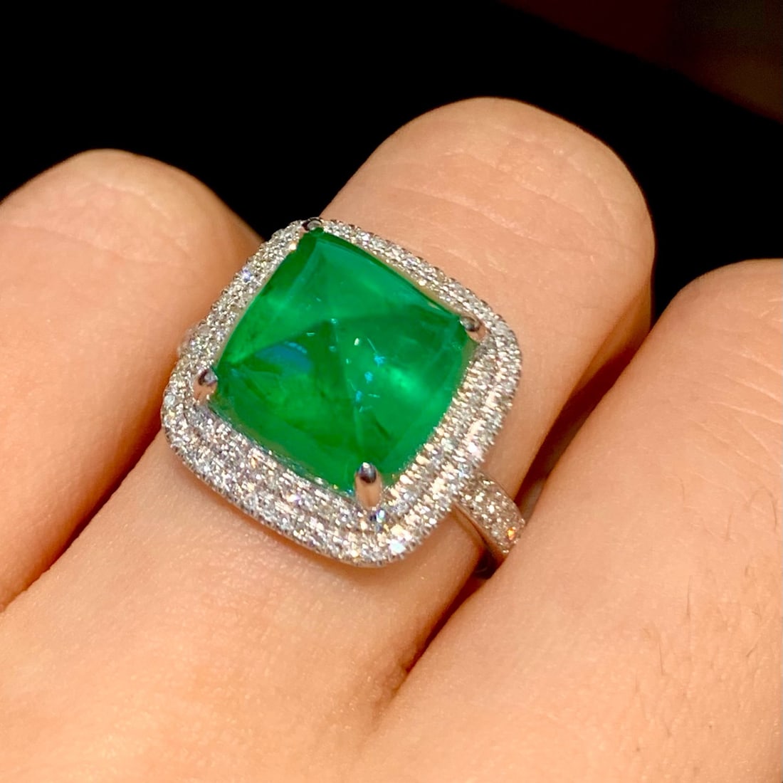 14k Gold 6 Ct Natural Emerald & Diamond Ring - 5