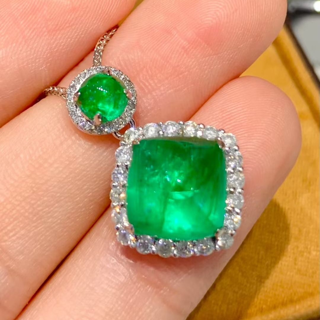 14k Gold 5.3 Ct Natural Emerald & Diamond Pendant( Without Chain ) - 2