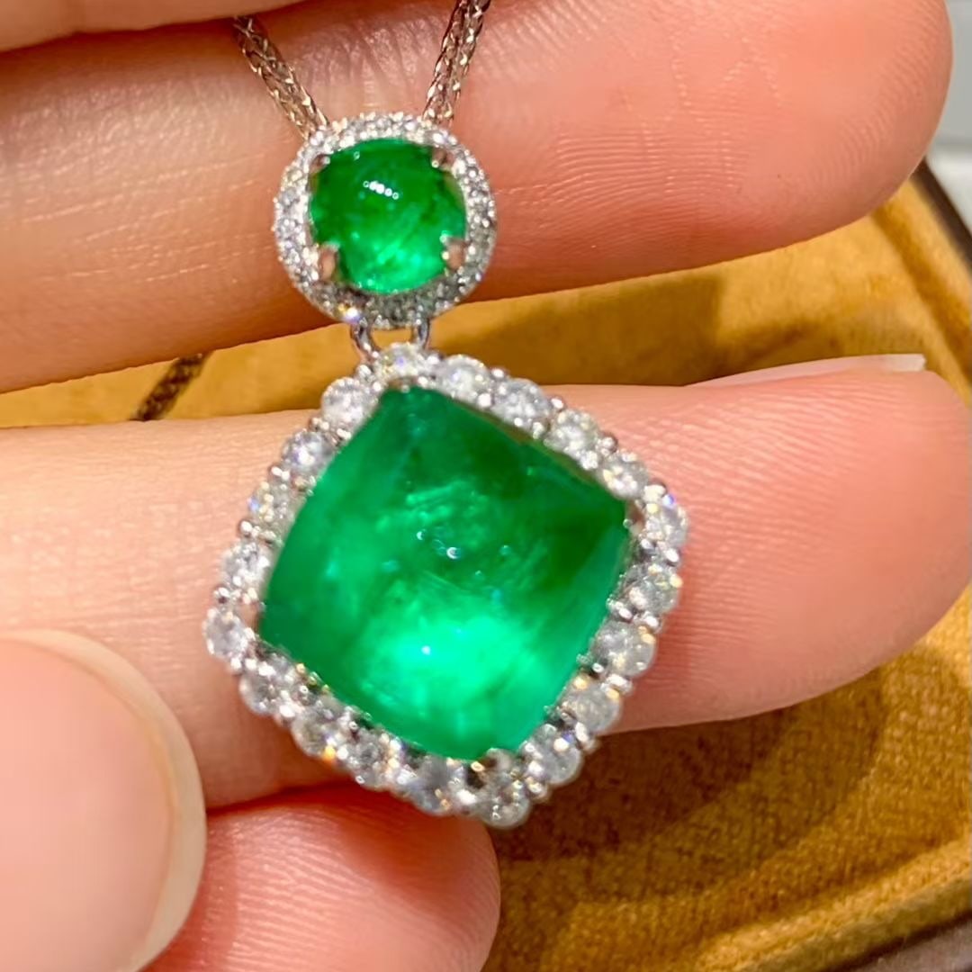 14k Gold 5.3 Ct Natural Emerald & Diamond Pendant( Without Chain ) - 3