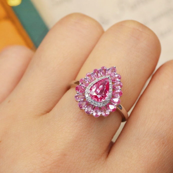 14k Gold 0.85 Ctw Natural Padparadscha Sapphire & Diamond Ring - 5