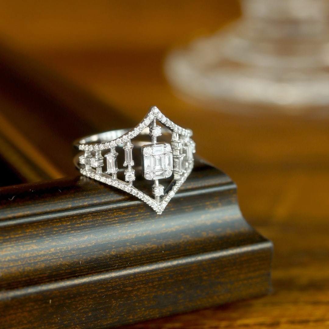 14k Gold 0.6 Ct Natural H Diamond Ring - 3