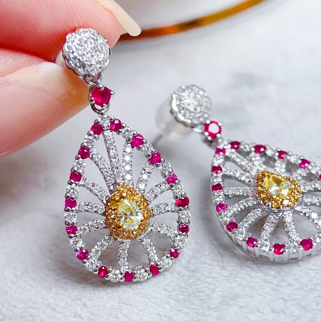 14k Gold 1.28 Ctw Natural Yellow Diamond & Diamond Earrings - 3