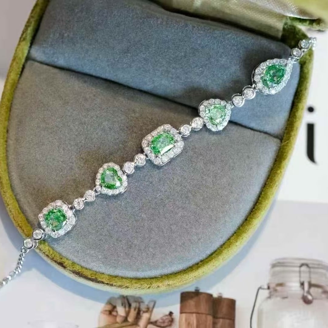14k Gold 2.28 Ctw Natural Green Diamond & Diamond Bracelet - 2