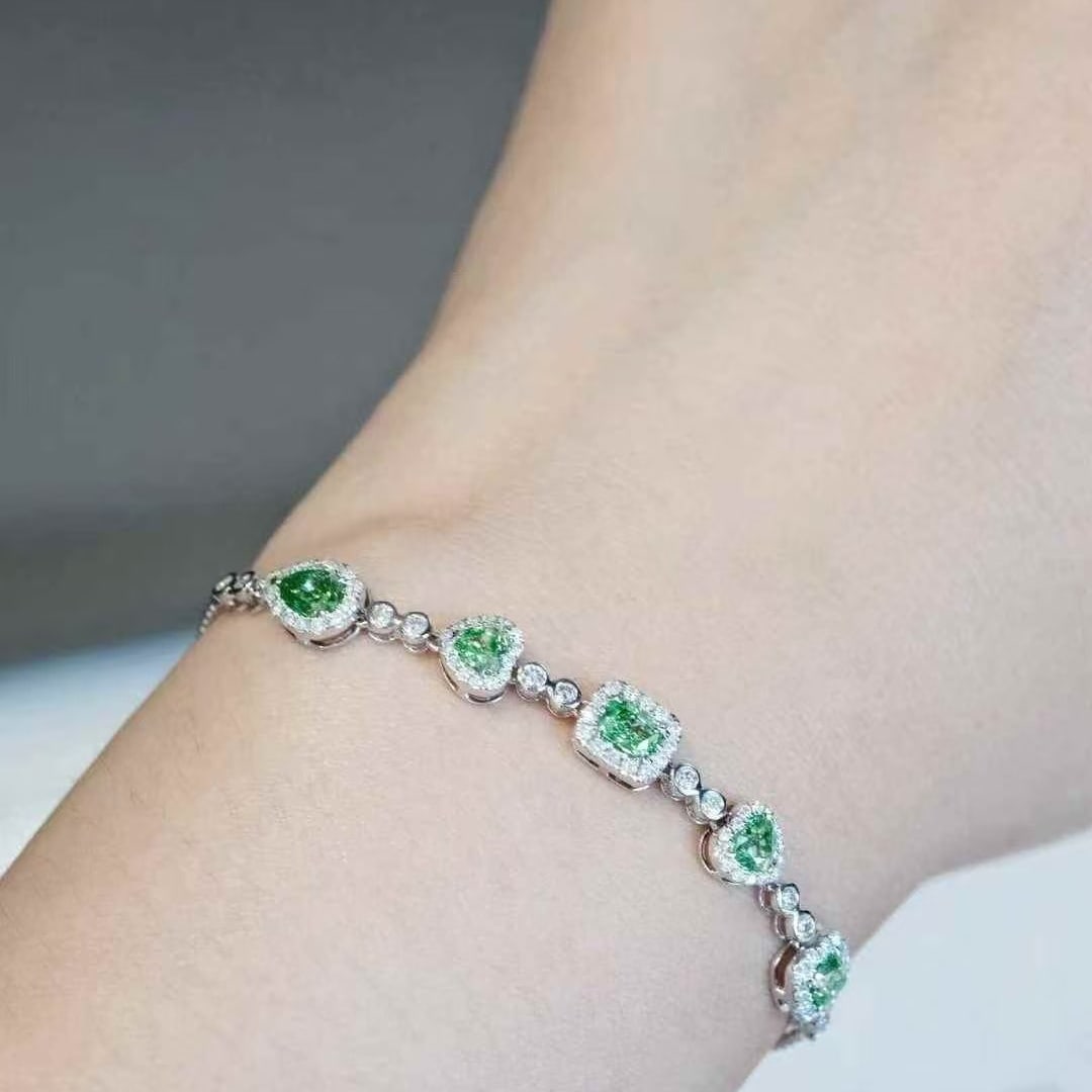 14k Gold 2.28 Ctw Natural Green Diamond & Diamond Bracelet - 4
