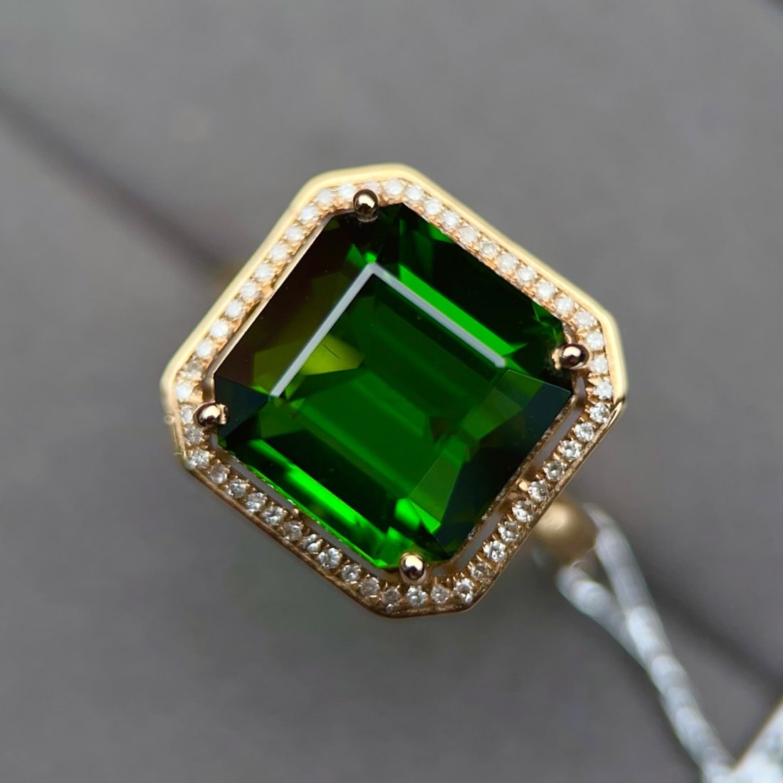 14k Gold 10.50 Ctw Natural Tourmaline & Diamond Ring - 3