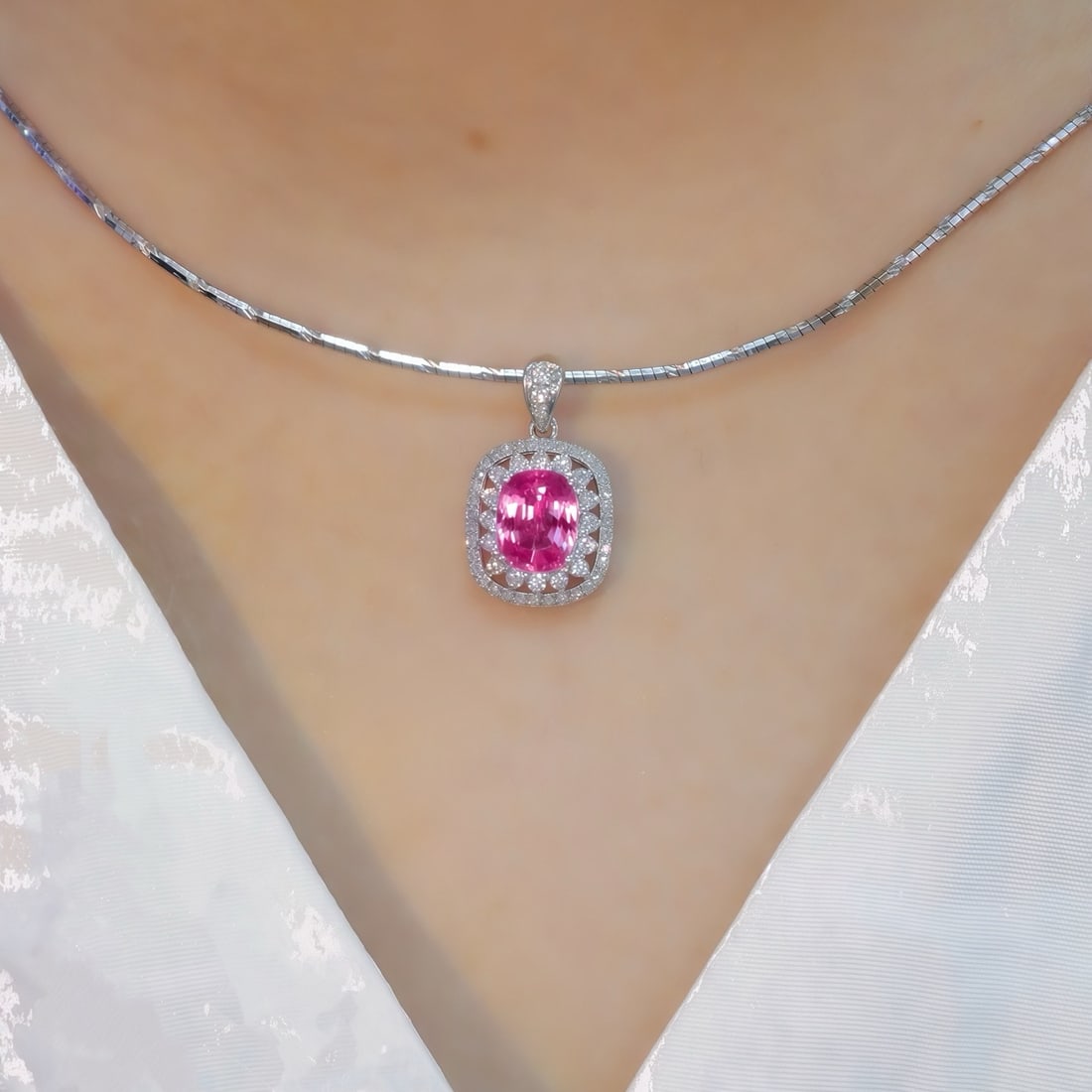 14k Gold 1.47 Ctw Natural Padparadscha Sapphire & Diamond Pendant( Without Chain ) - 4