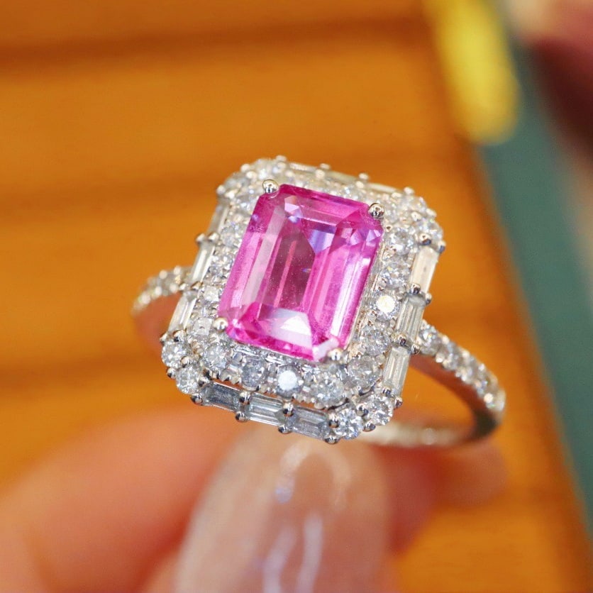 14k Gold 1.98 Ctw Natural Padparadscha Sapphire & Diamond Ring - 3