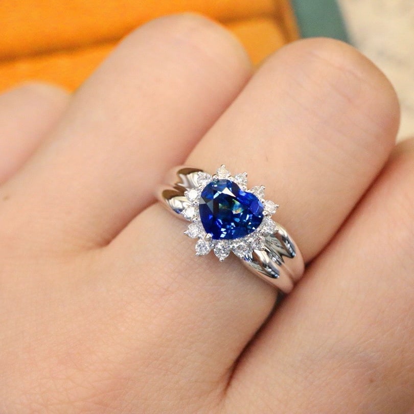14k Gold 1.46 Ctw Natural Sapphire & Diamond Ring - 5