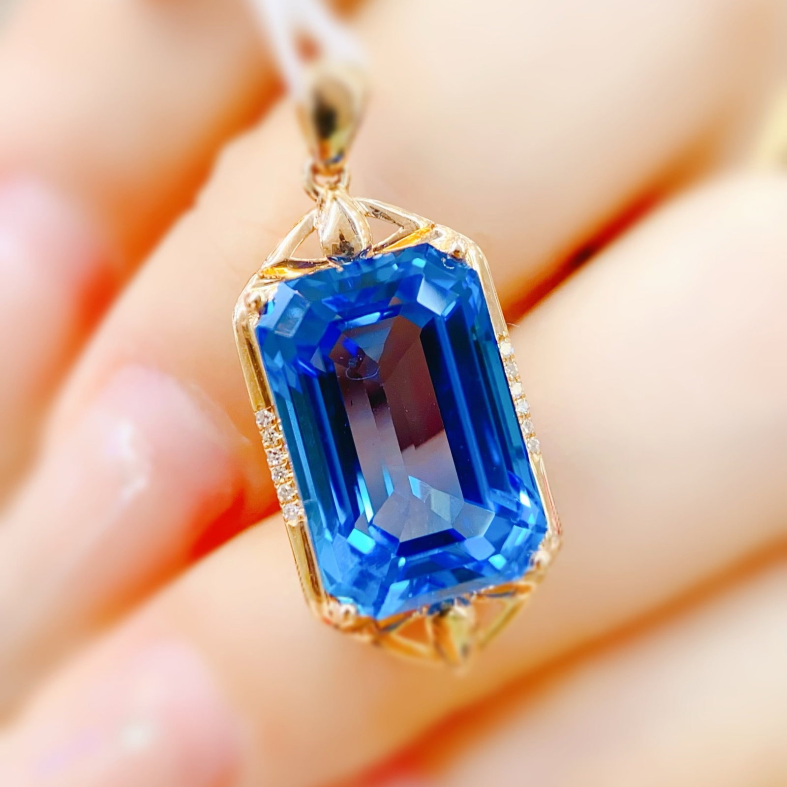 14k Gold 12.18 Ctw Natural Topaz & Diamond Pendant( Without Chain ) - 2