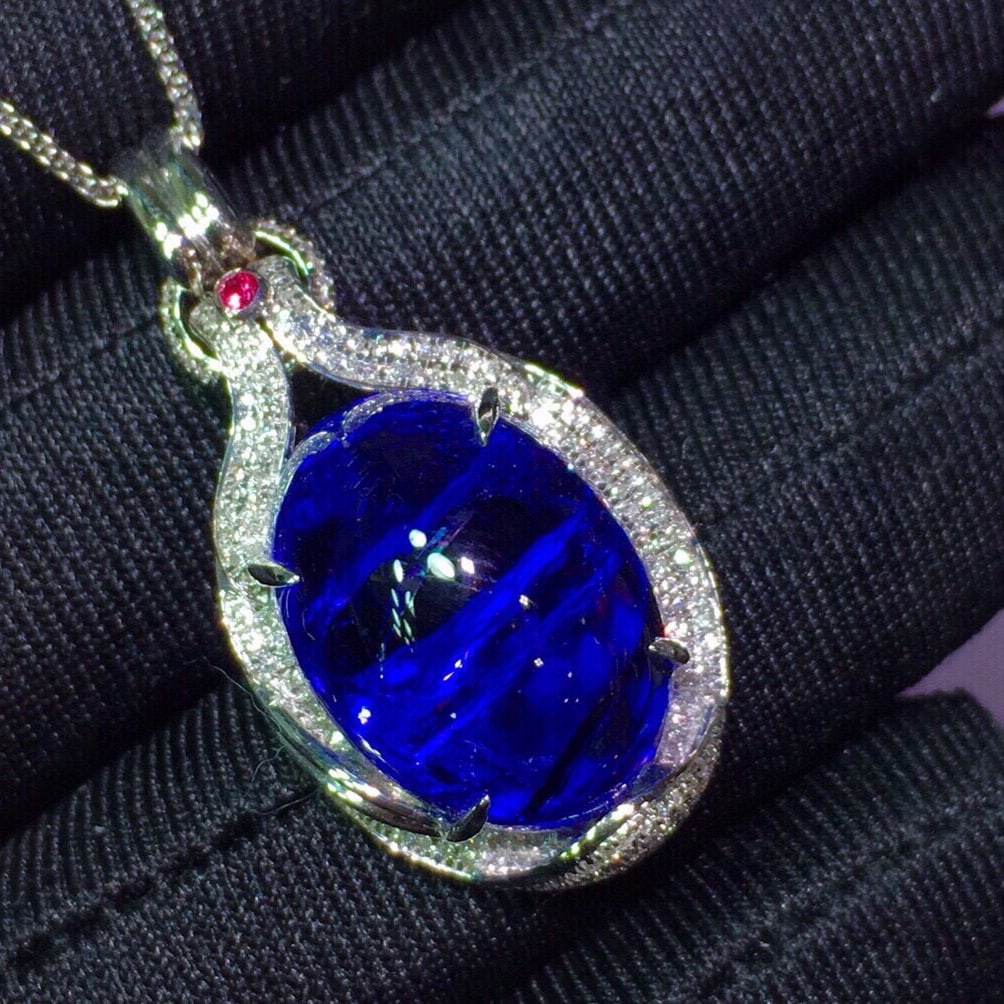 14k Gold 24.5 Ct Natural Tanzanite & Diamond Pendant( Without Chain ) - 3