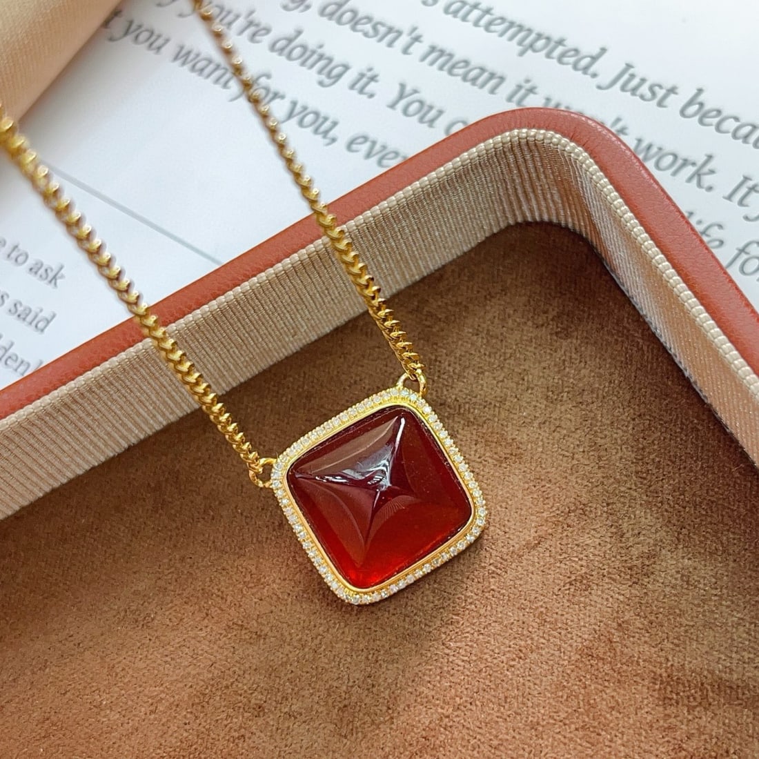 14k Gold 5.00 Ct Natural Spessartine & Diamond Necklace - 2