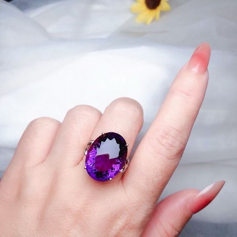 14k Gold 20.05 Ct Natural Amethyst & Diamond Ring - 3