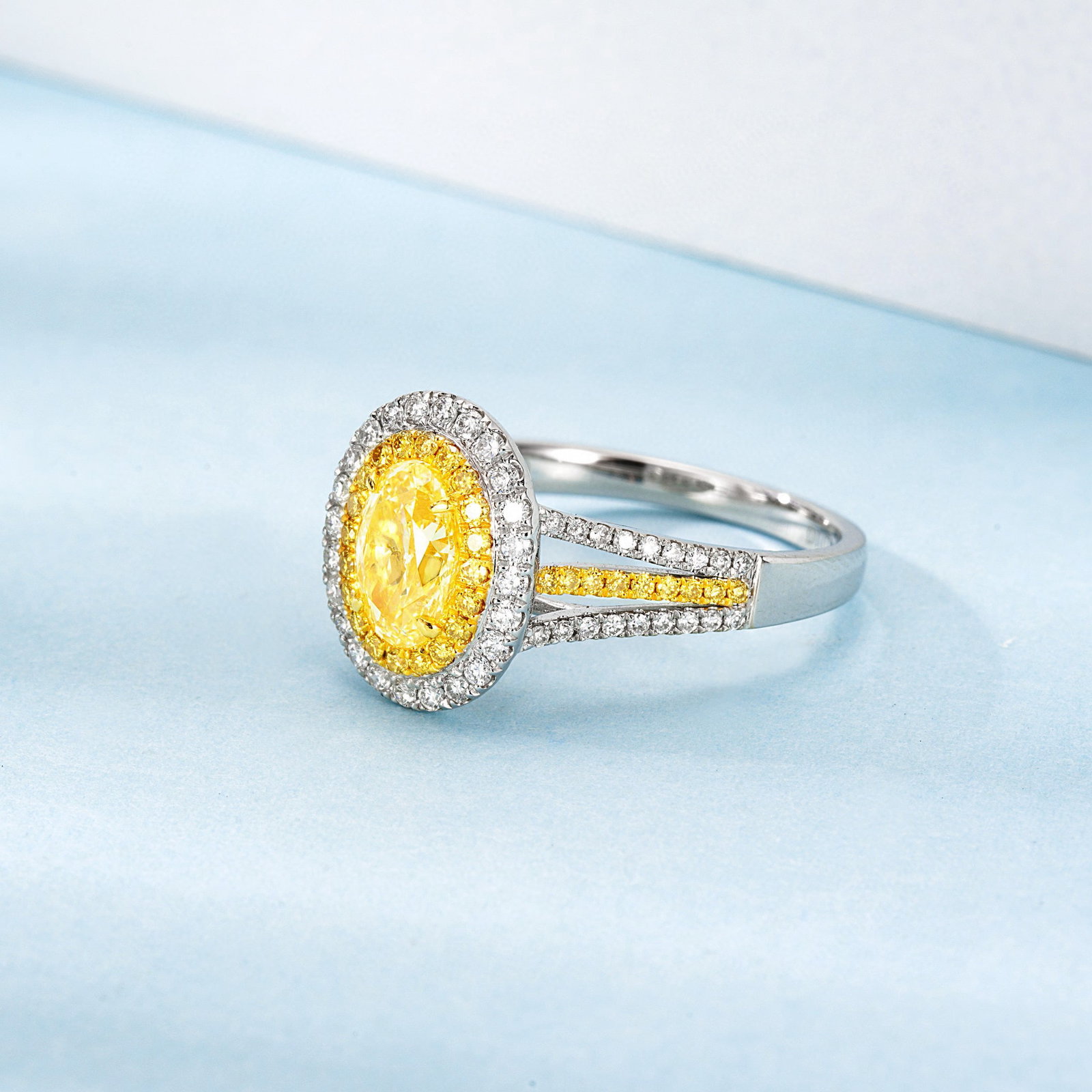 14k Gold 1.38 Ctw Natural Yellow Diamond & Diamond Ring - 4