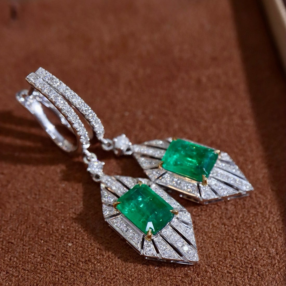 14k Gold 3.3 Ctw Vivid Green Natural Emerald & Diamond Earrings - 2