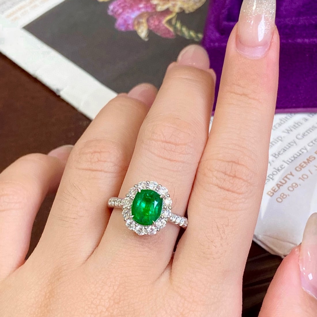 14k Gold 2.89 Ctw Vivid Green Natural Emerald & Diamond Ring - 5