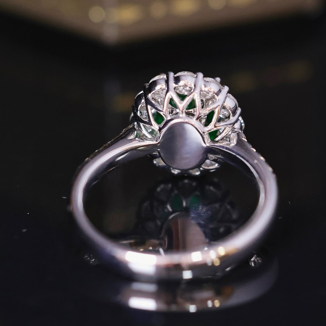 14k Gold 2.89 Ctw Vivid Green Natural Emerald & Diamond Ring - 6