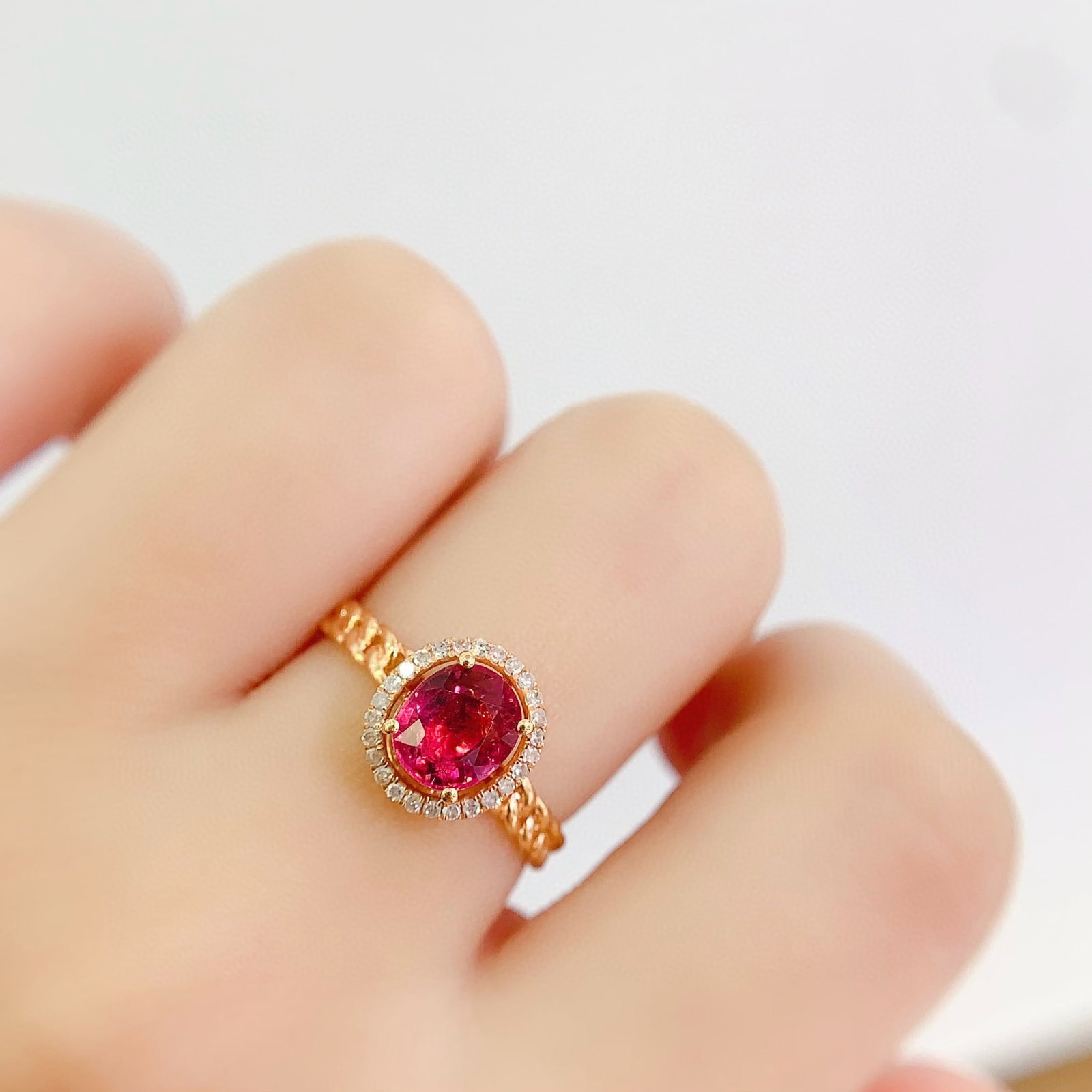 14k Gold 1.5 Ct Natural Tourmaline & Diamond Ring - 7