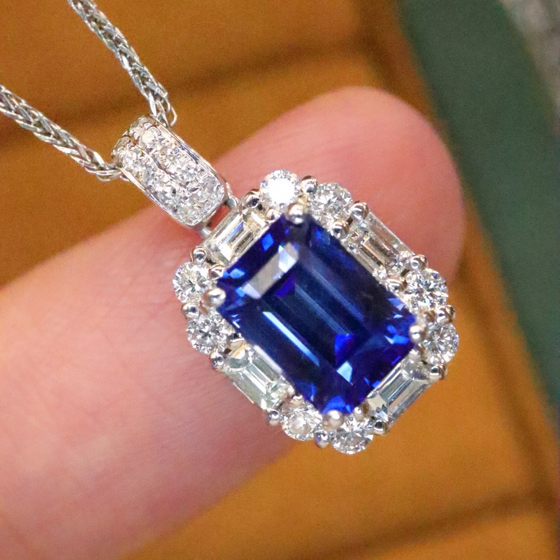 14k Gold 1.55 Ctw Natural Sapphire & Diamond Pendant( Without Chain ) - 3