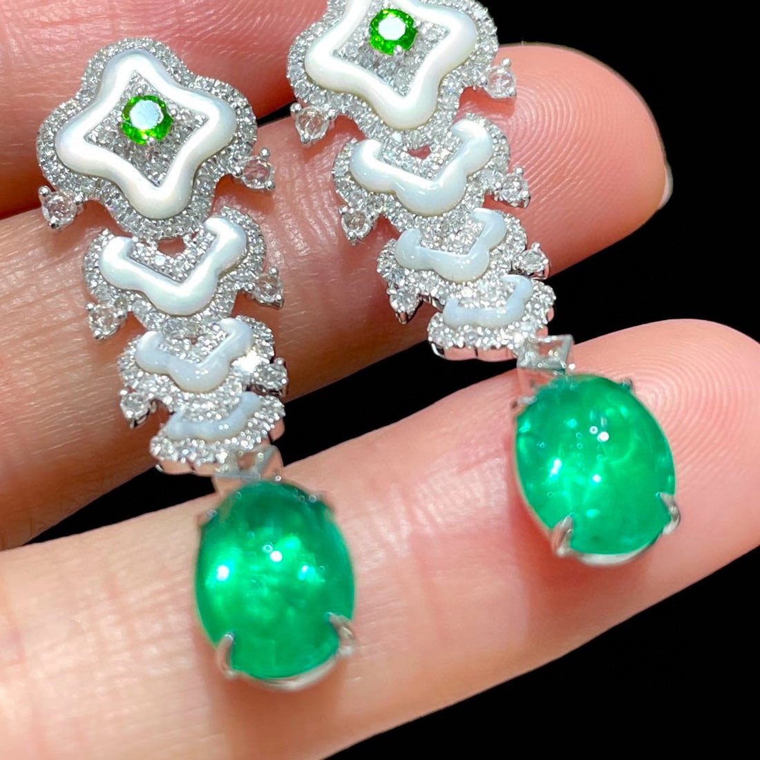 14k Gold 4 Ct Natural Emerald & Diamond & Sapphire & Tsavorite Earrings - 2
