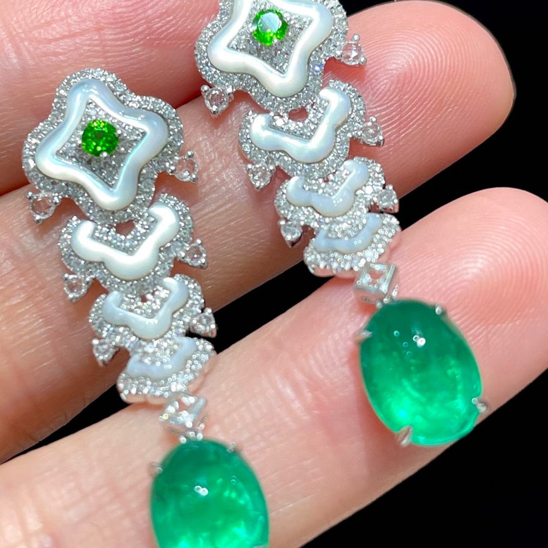 14k Gold 4 Ct Natural Emerald & Diamond & Sapphire & Tsavorite Earrings - 3