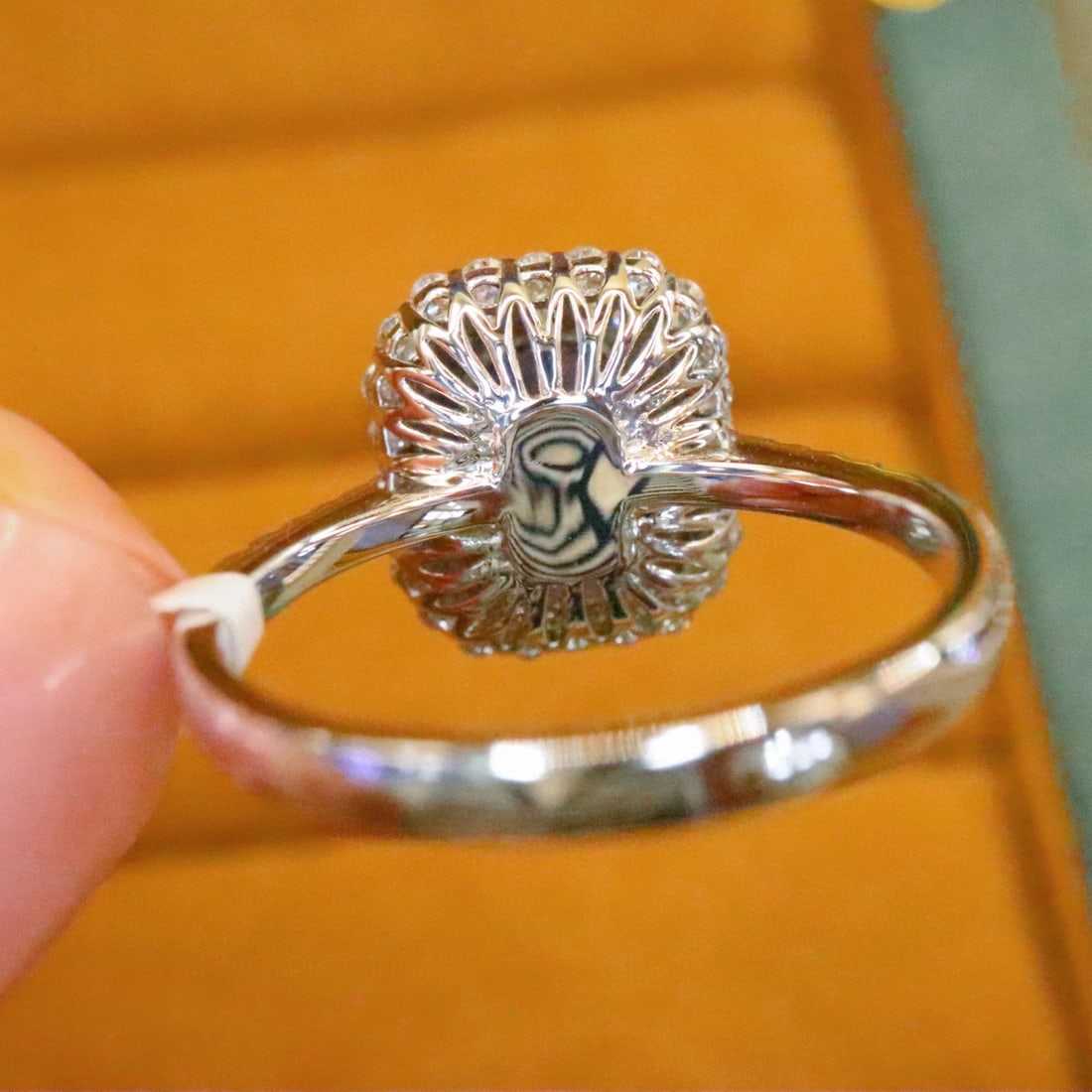 14k Gold 1.88 Ctw Natural Sapphire & Diamond Ring - 4