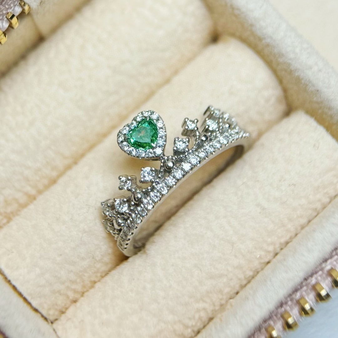 14k Gold 0.73 Ctw Natural Green Diamond & Diamond Ring - 4