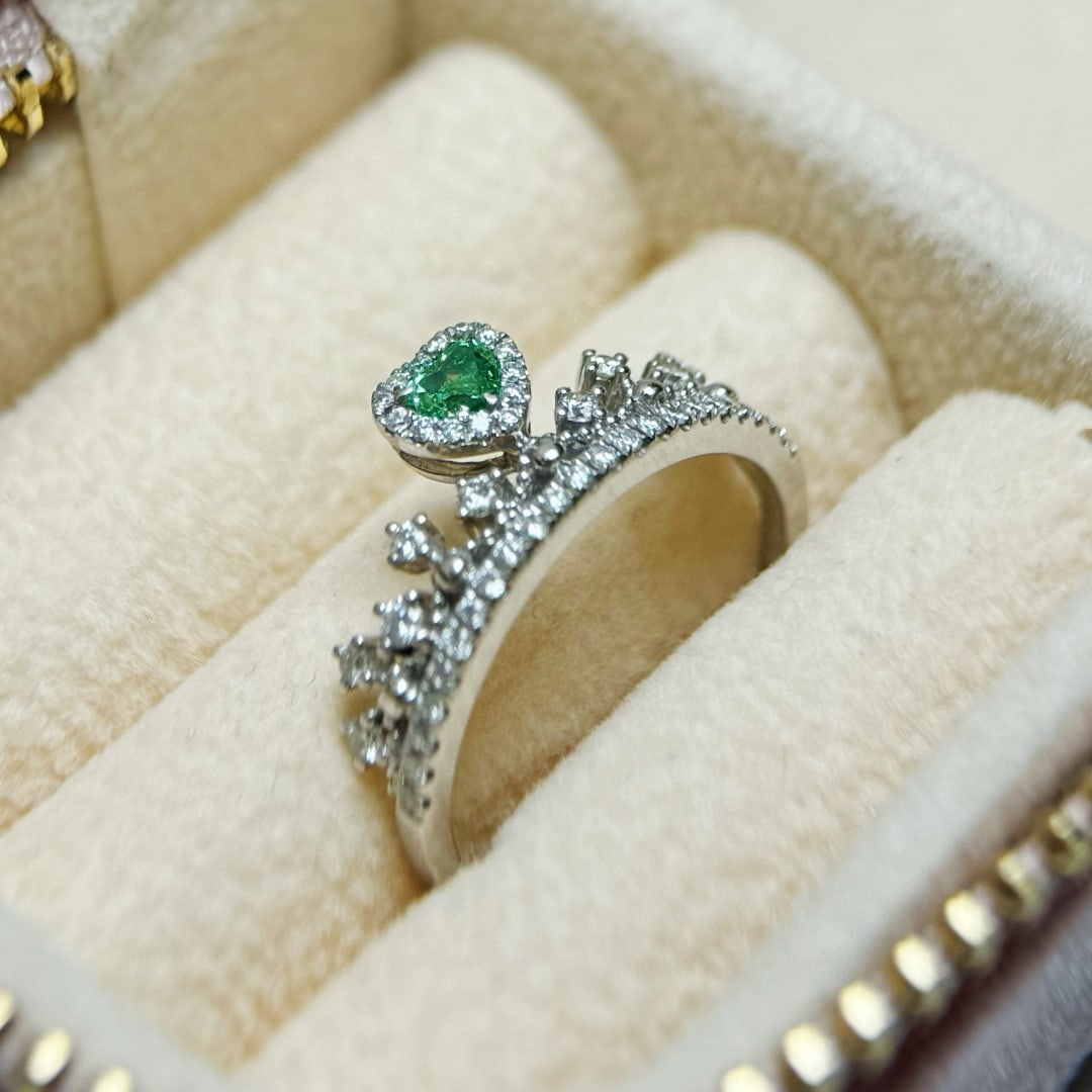 14k Gold 0.73 Ctw Natural Green Diamond & Diamond Ring - 5