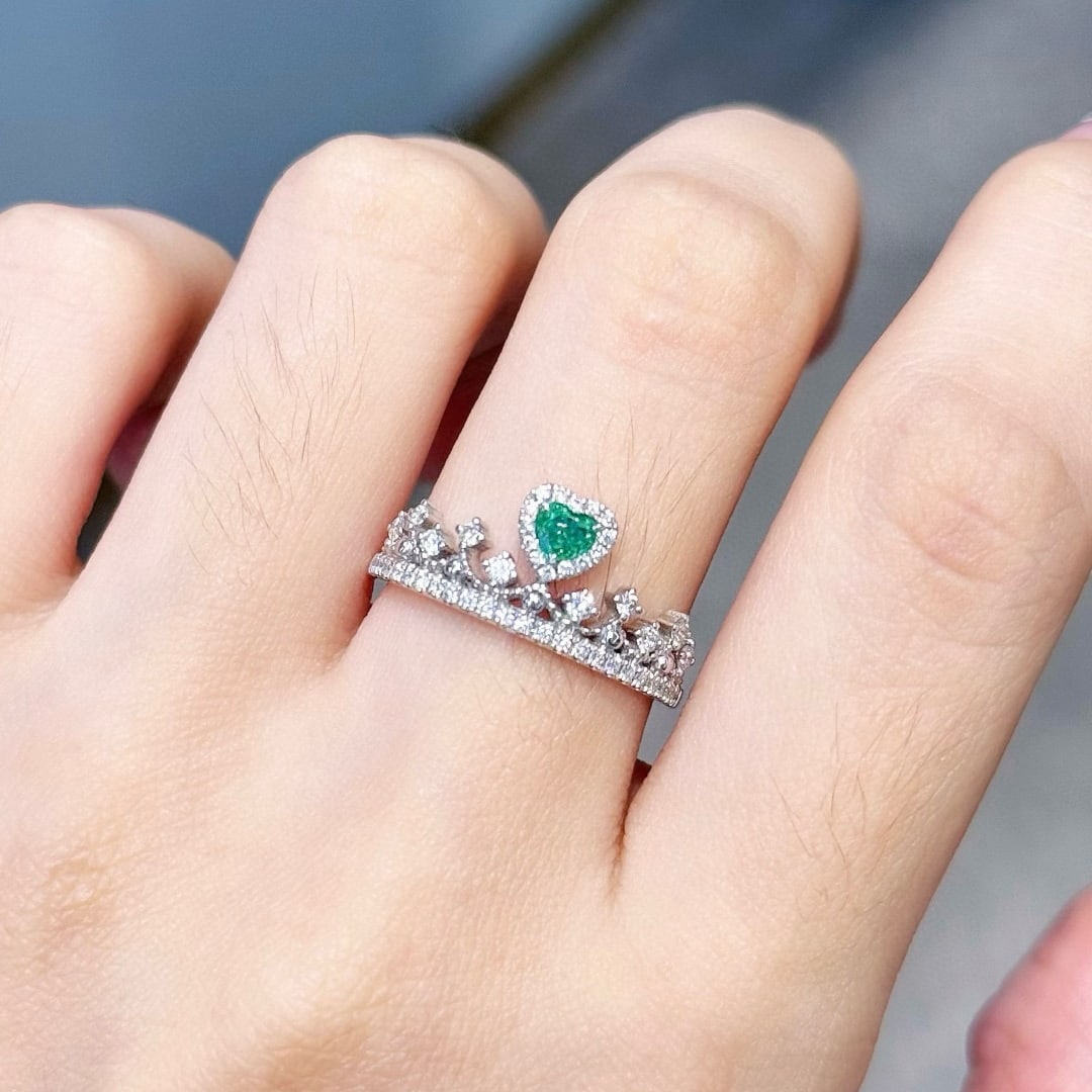 14k Gold 0.73 Ctw Natural Green Diamond & Diamond Ring - 6