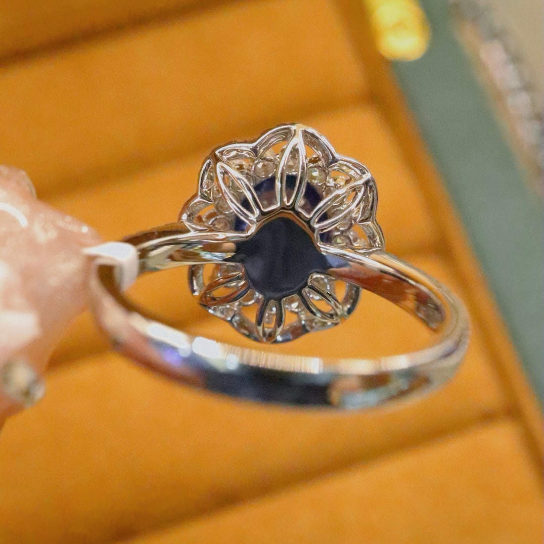 14k Gold 2.58 Ctw Natural Sapphire & Diamond Ring - 4