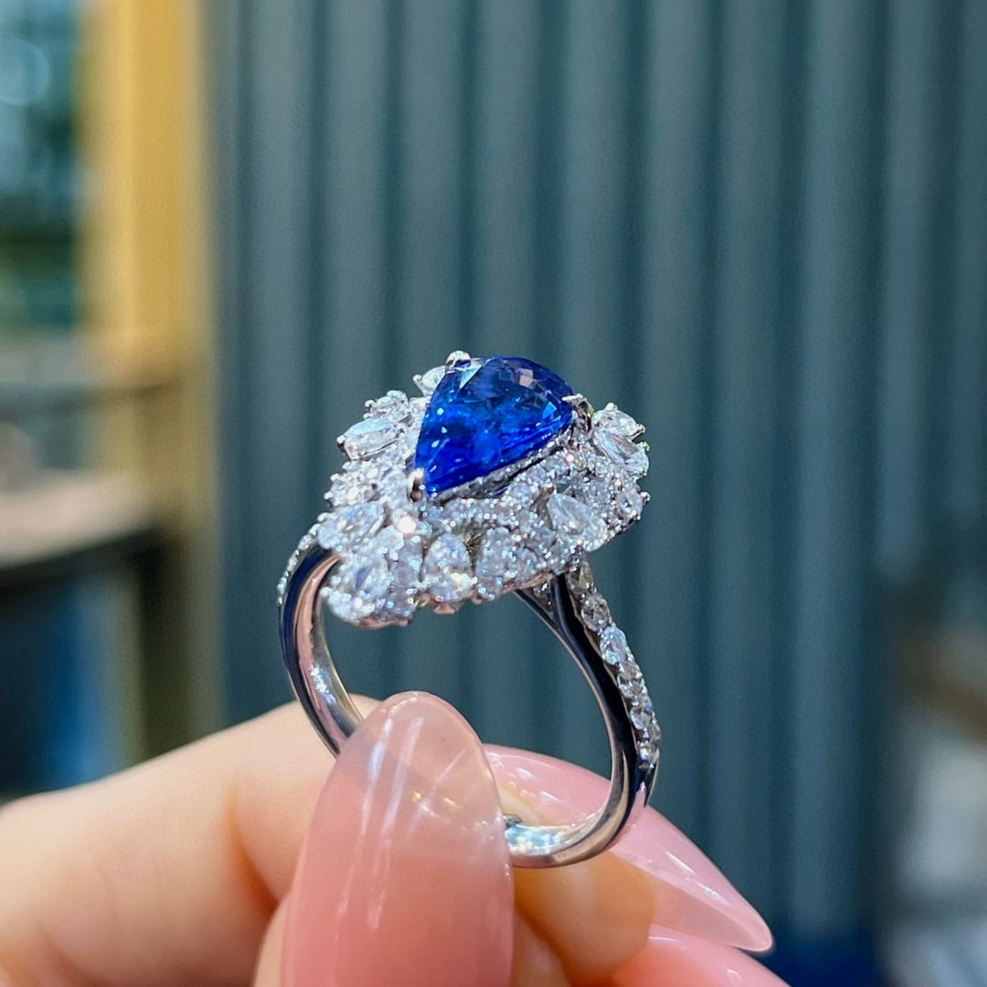 14k Gold 3.21 Ctw Natural Sapphire & Diamond Ring - 2