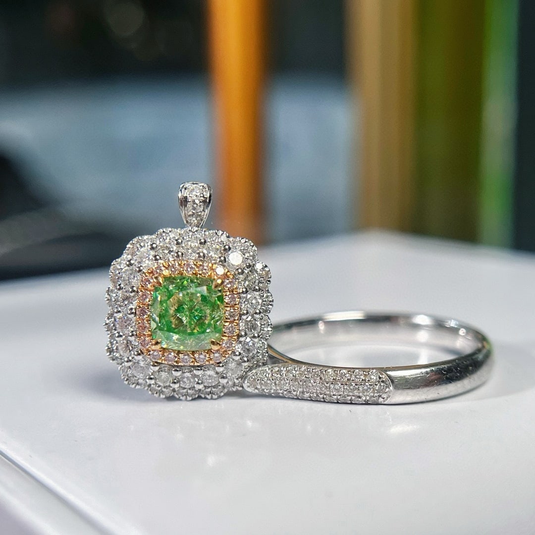 14k Gold 1.86 Ctw Natural Green Diamond & Diamond Ring/pendant( Without Chain ) - 2