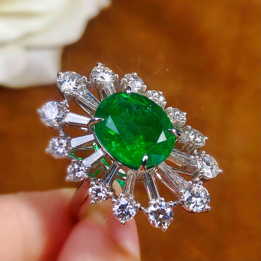14k Gold 7.81 Ctw Natural Emerald & Diamond Ring - 4