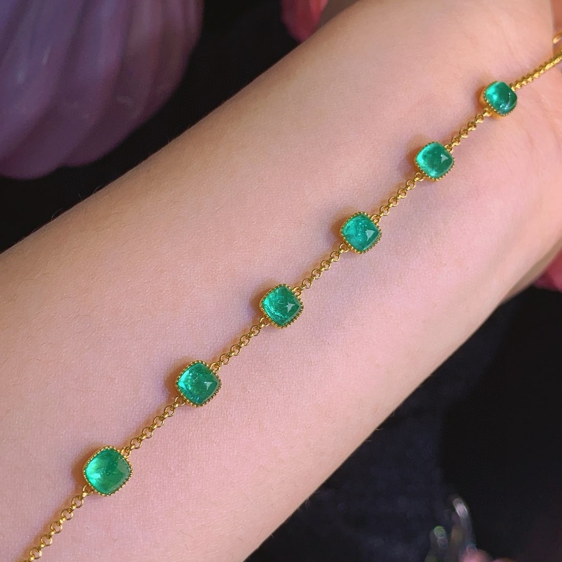 14k Gold 4 Ct Natural Emerald Bracelet - 7