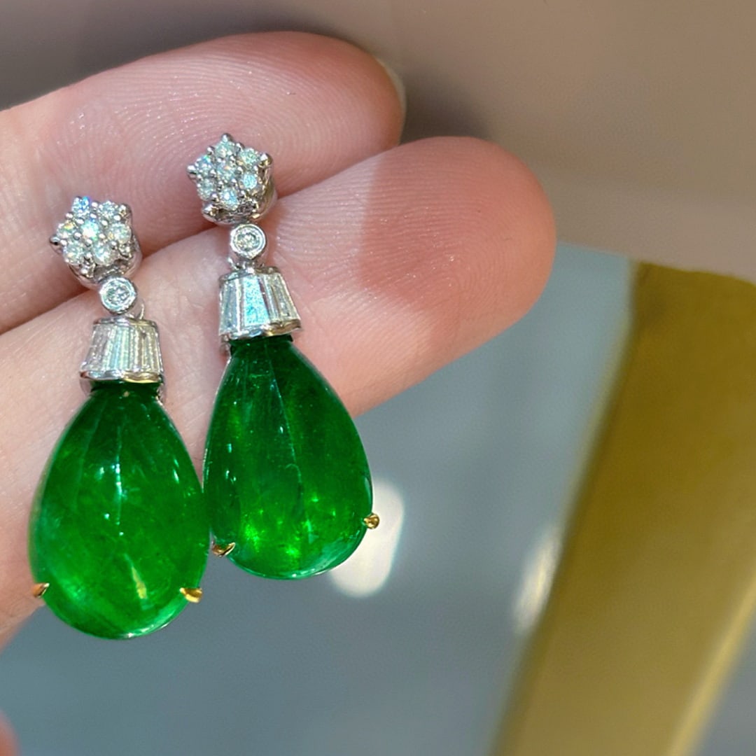 14k Gold 11.98 Ct Vivid Green Natural Emerald & Diamond Earrings - 5