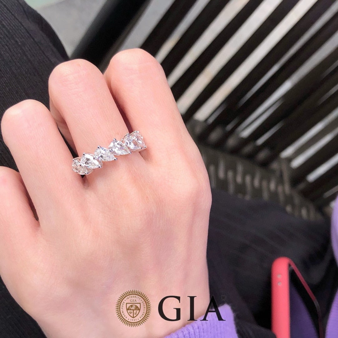 14k Gold 2.1 Ct Natural H Diamond Ring - 3