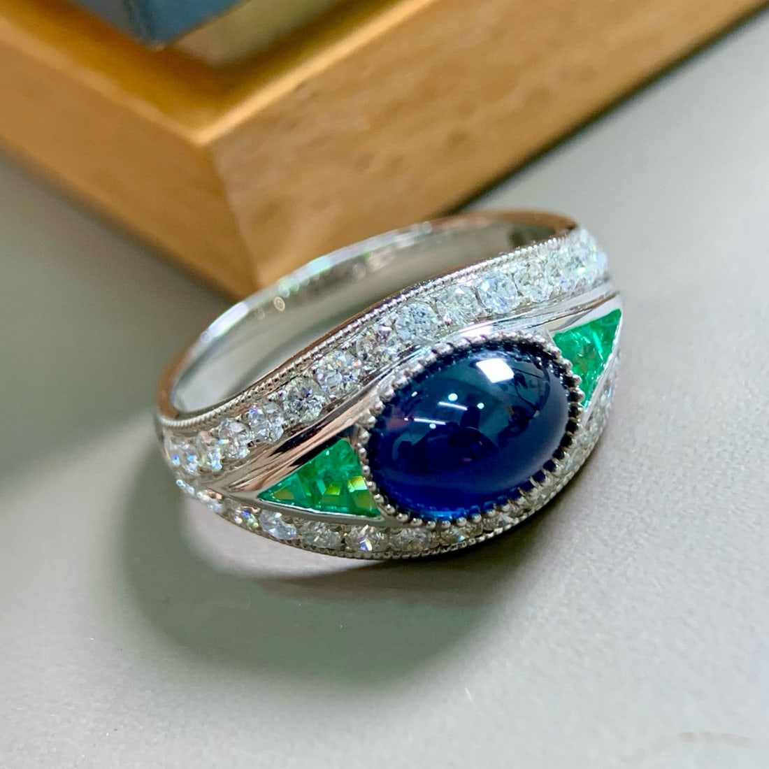 14k Gold 2.57 Ctw Natural Sapphire & Diamond Ring: Ref:231058196 // gold content:14k gold // ring size:7. 25us // // main gemstone:sapphire // shape:oval // carat weight:1. 94ct // color:blue // treatment:natural // // adjacent gemstone 2 : diamond //