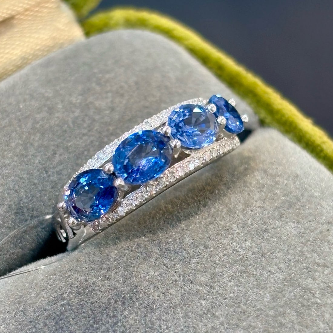 14k Gold 1.37 Ct Natural Sapphire & Diamond Ring - 2