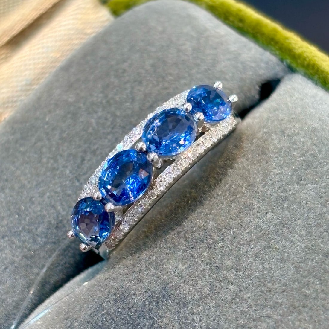 14k Gold 1.37 Ct Natural Sapphire & Diamond Ring - 4