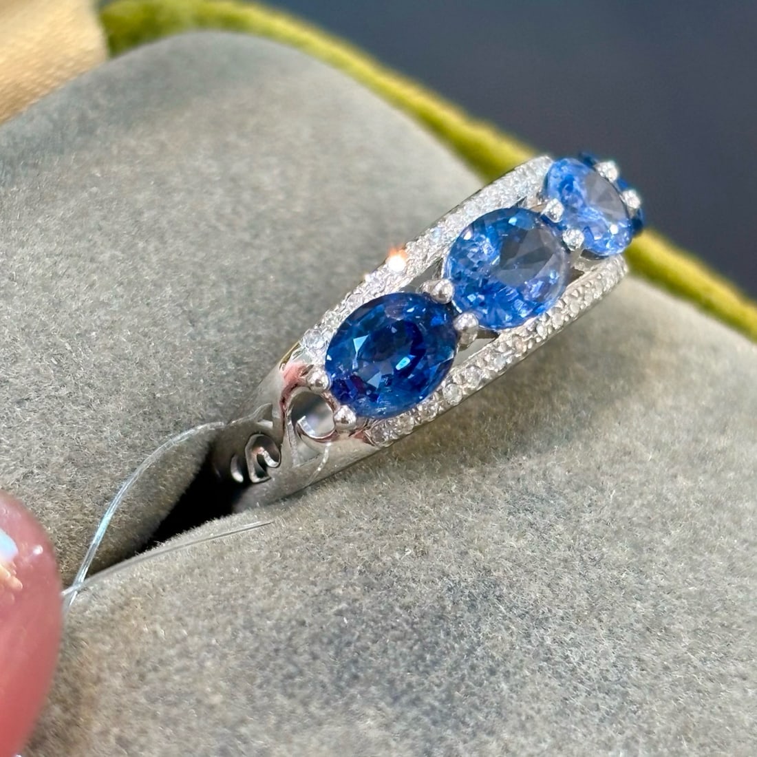 14k Gold 1.37 Ct Natural Sapphire & Diamond Ring - 8