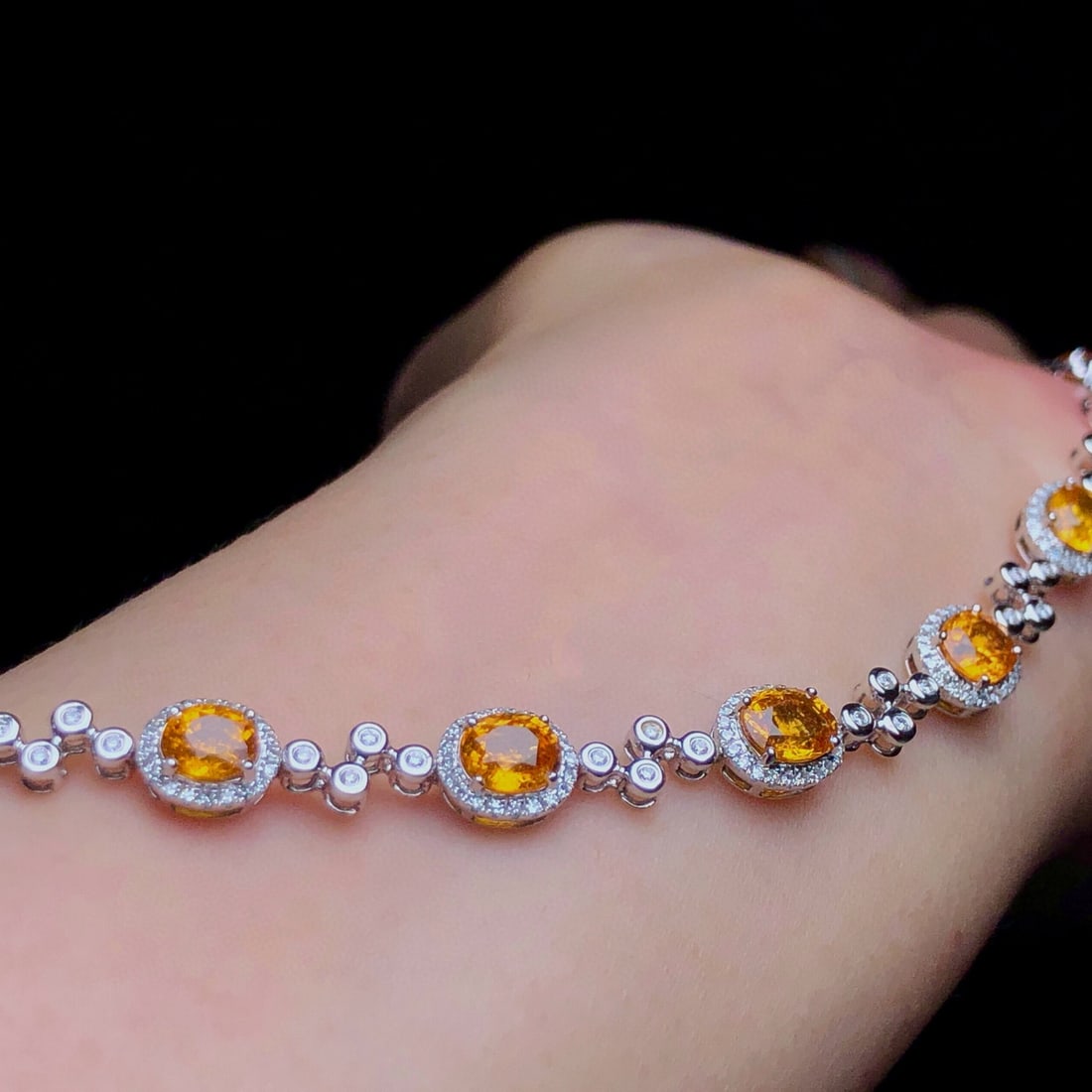 14k Gold 7.40 Ctw Natural Spessartine & Diamond Bracelet - 4