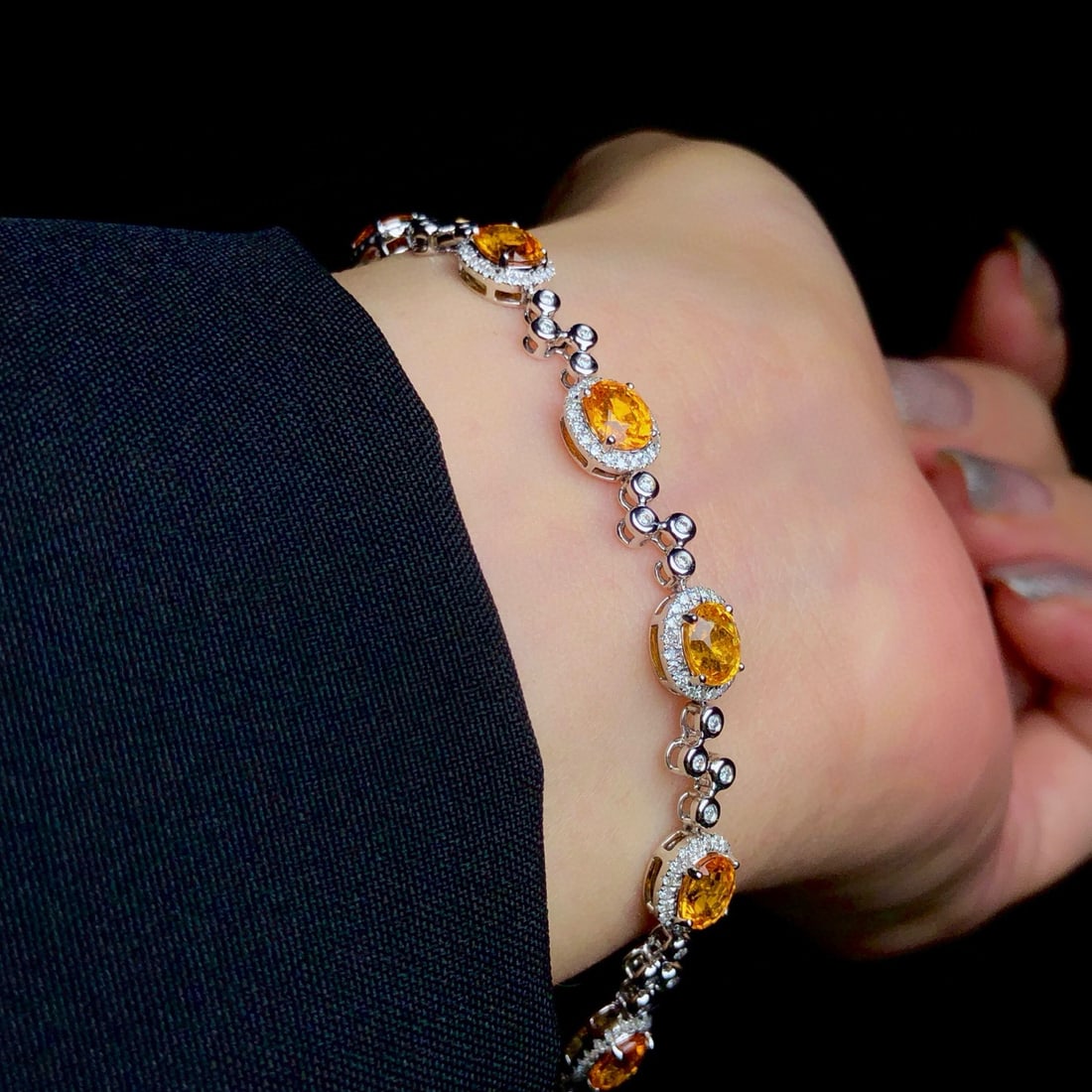 14k Gold 7.40 Ctw Natural Spessartine & Diamond Bracelet - 6
